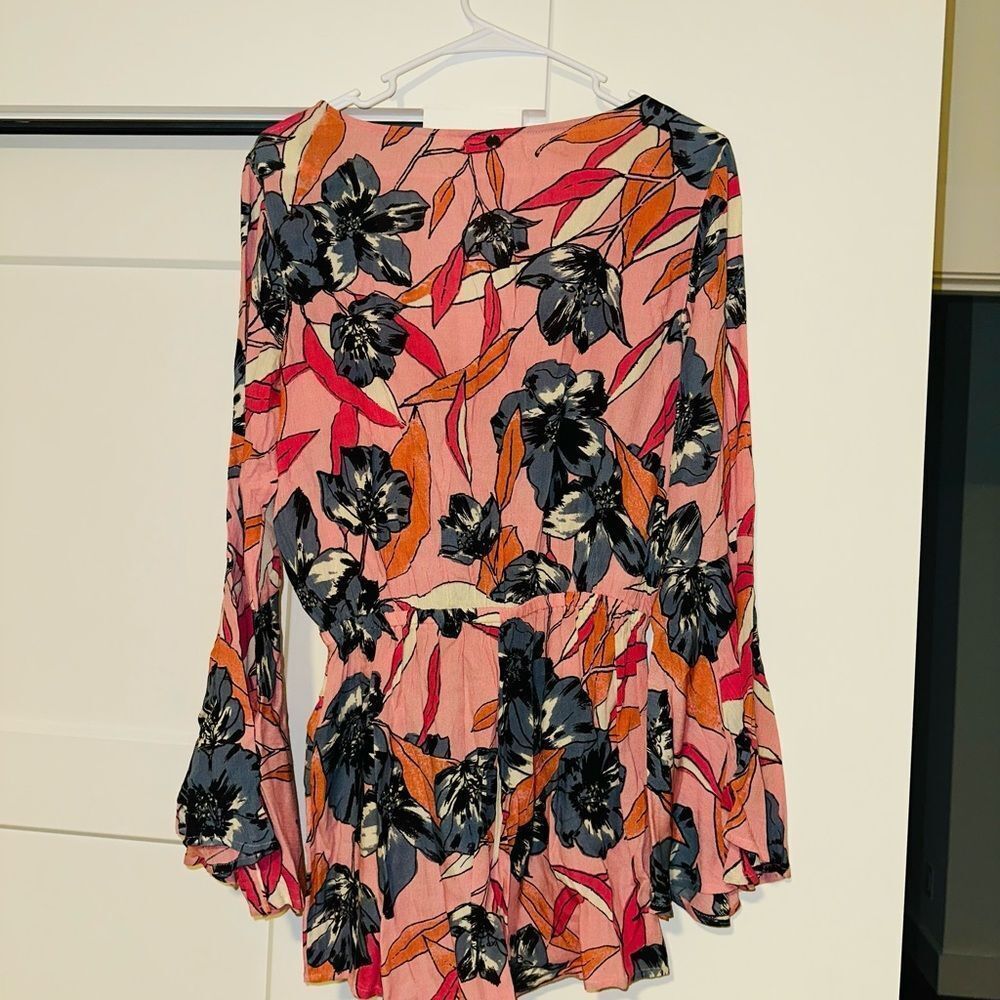 Billabong Sittin Pretty Boho Romper womens SIZE M - Picture 2 of 3